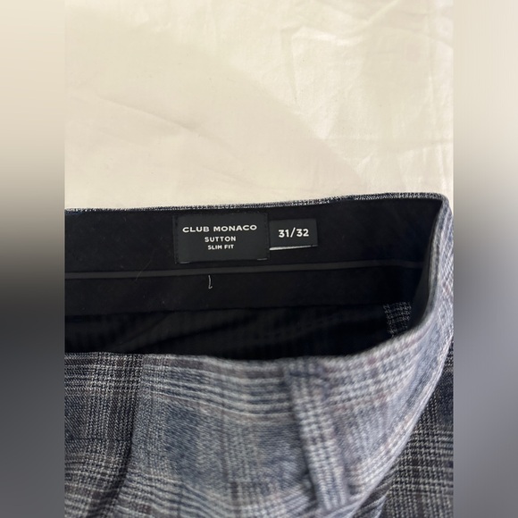Club Monaco Men’s Sutton stripped dress pants. 31” waist 32” length. - Picture 3 of 3